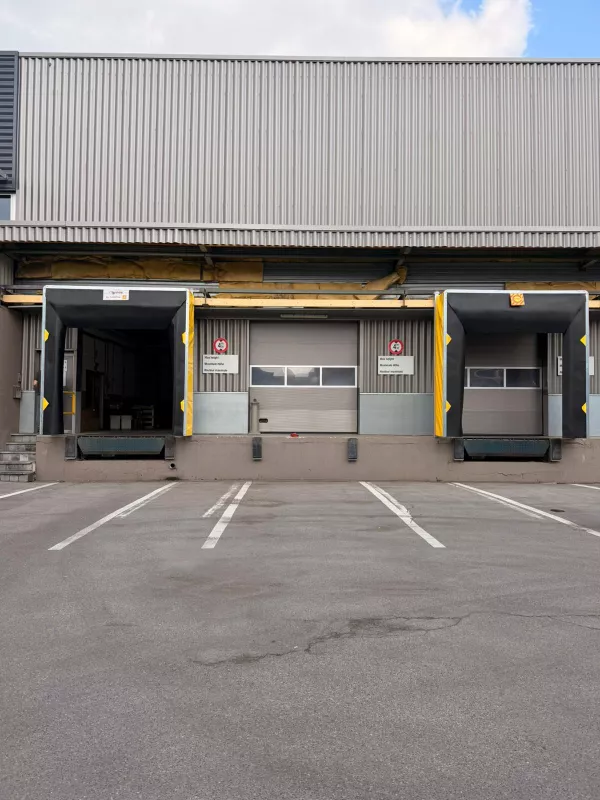 Double sas chez Airwatech à Eupen.jpeg